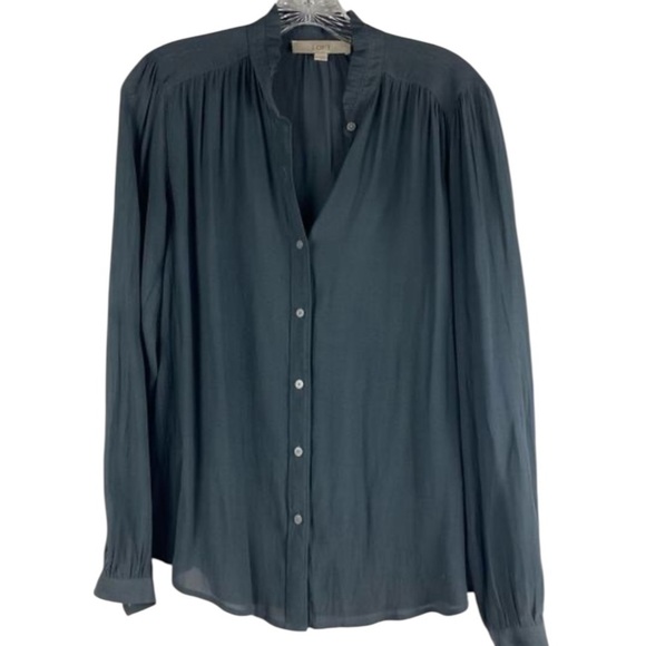 Loft medium petite button up blouse with ruffled collar in excellent condition - Picture 3 of 7